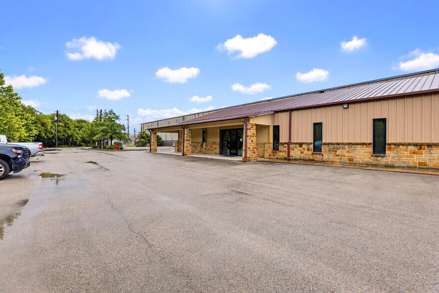 11550 N North Loop Rd, San Antonio, TX à vendre - Photo de l’immeuble – Image 2 sur 34