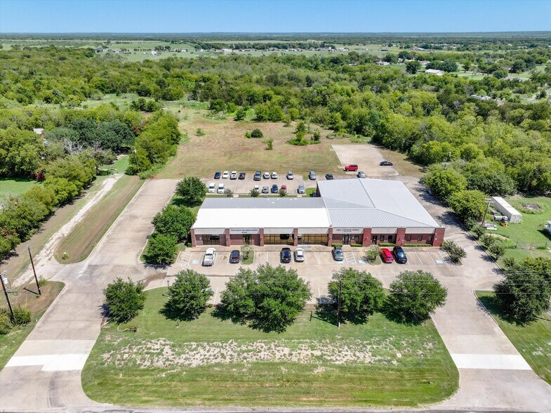2525 E Highway 175, Kaufman, TX à vendre - Photo de l’immeuble – Image 2 sur 18