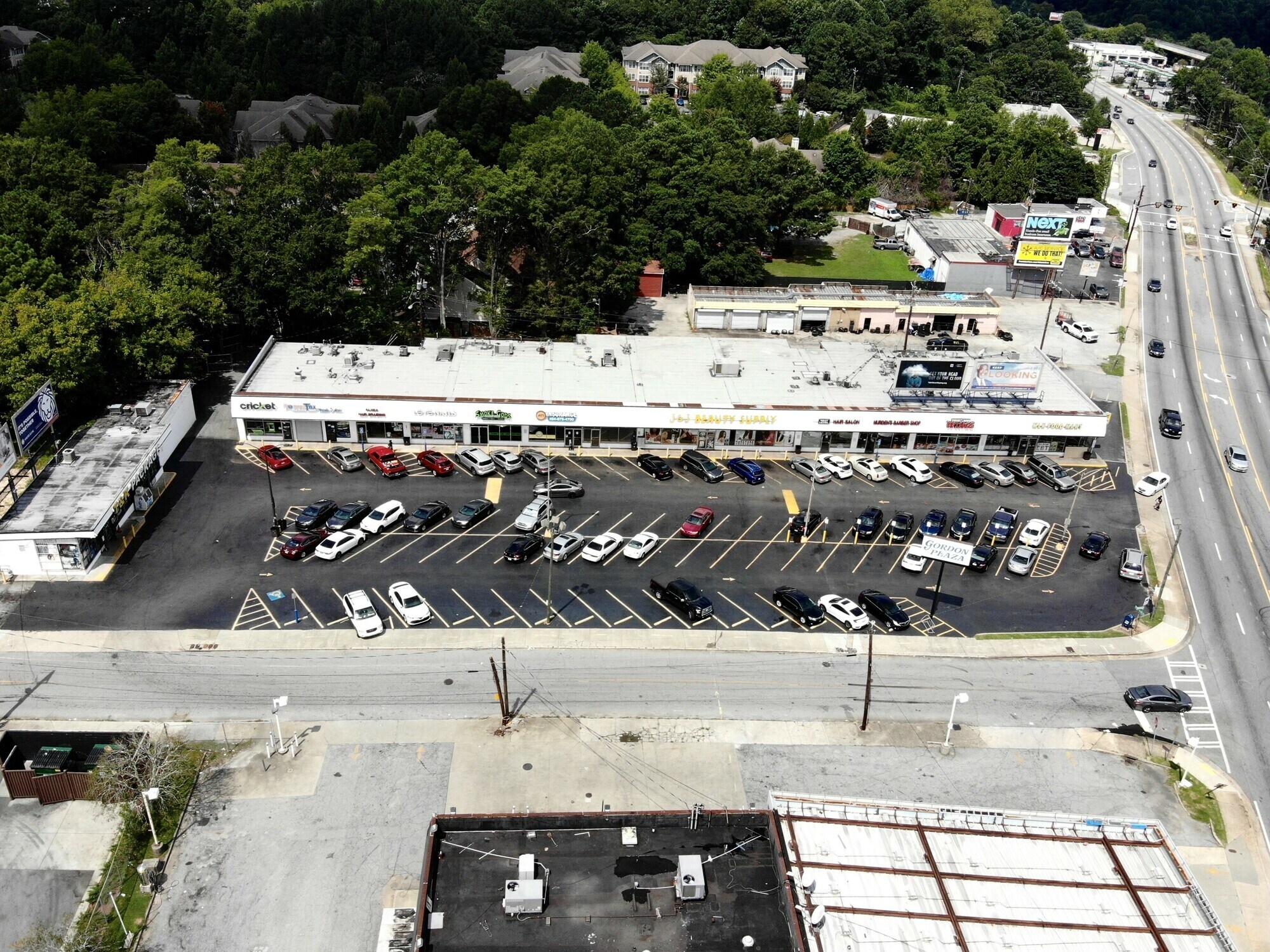 2460 Martin Luther King Jr Dr SW, Atlanta, GA à vendre Photo principale– Image 1 sur 9