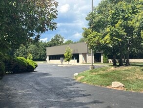6235 Enterprise Ct, Dublin, OH à louer Photo de l’immeuble– Image 1 sur 19