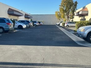 219 S 3rd Ave, La Puente, CA à louer Photo de l’immeuble– Image 2 sur 4