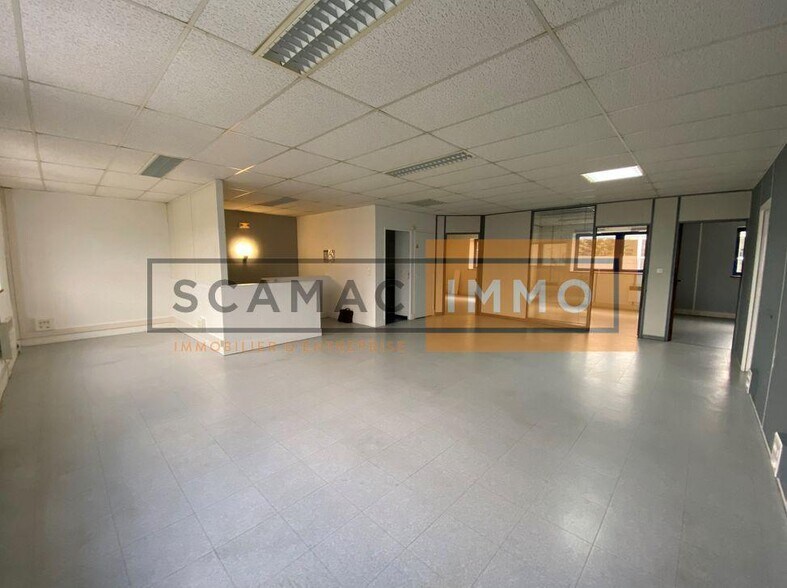 1 Rue Henri Becquerel, 77290 Mitry-Mory, Mitry-Mory à louer - Photo de l’immeuble – Image 2 sur 6