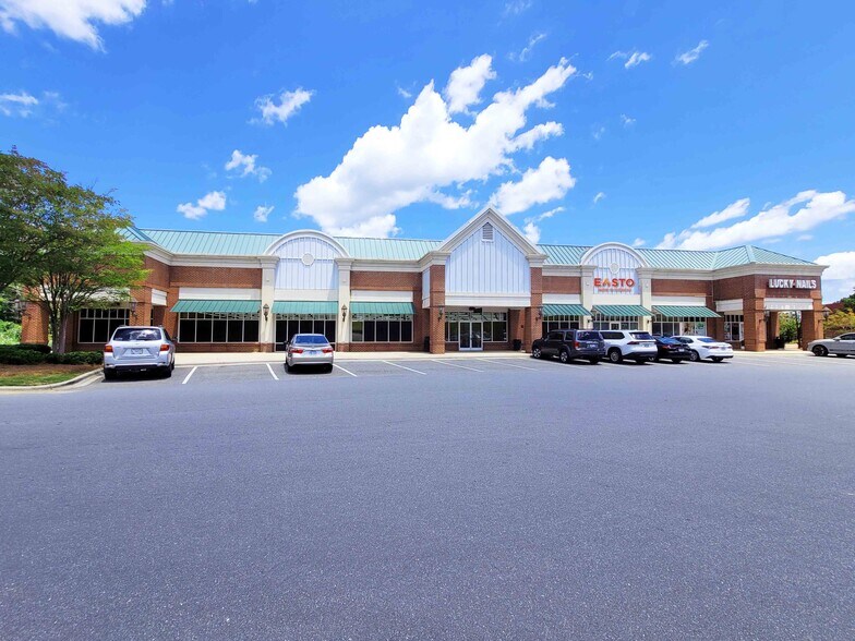 1346-1354 Highway 160 E, Fort Mill, SC à louer - Photo de l’immeuble – Image 1 sur 7