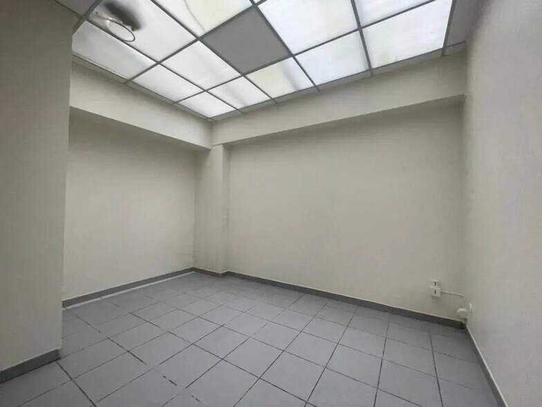 Bureau dans Paris à louer - Photo de l’immeuble – Image 3 sur 6