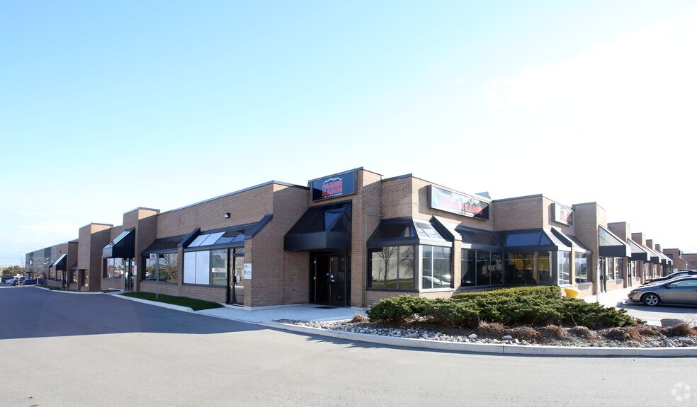 6355 Kennedy Rd, Mississauga, ON à louer - Photo principale – Image 1 sur 5