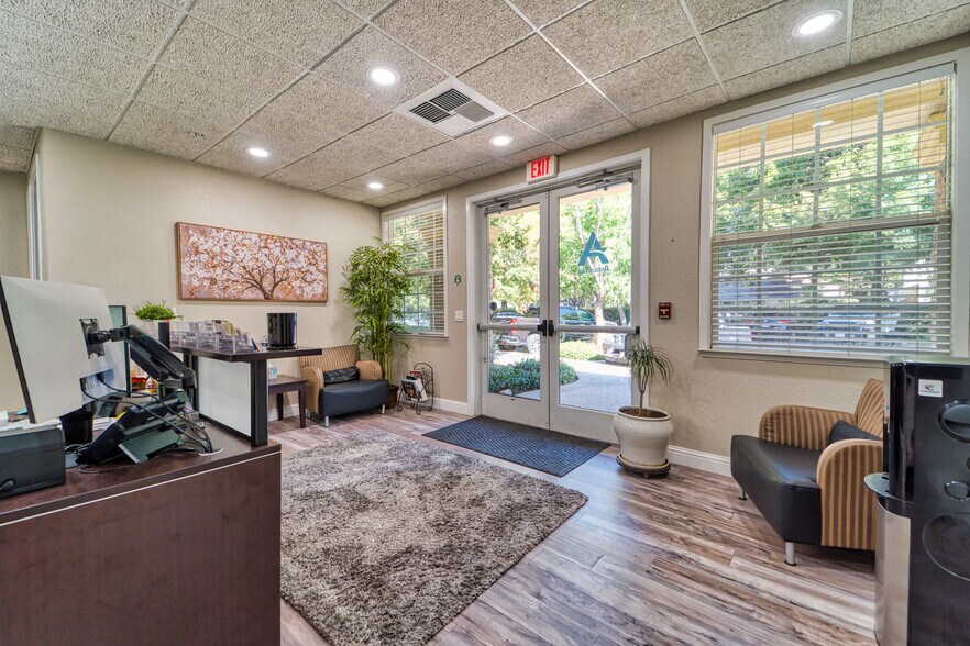 1100 Civic Center Blvd, Yuba City, CA à louer - Photo de l’immeuble – Image 2 sur 7
