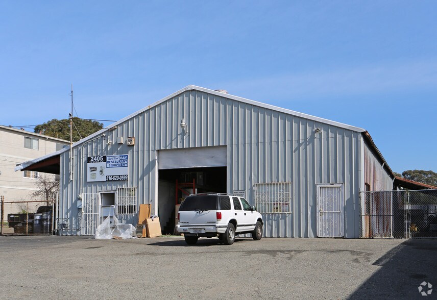 2405 Church Ln, San Pablo, CA à vendre - Photo de l’immeuble – Image 3 sur 7