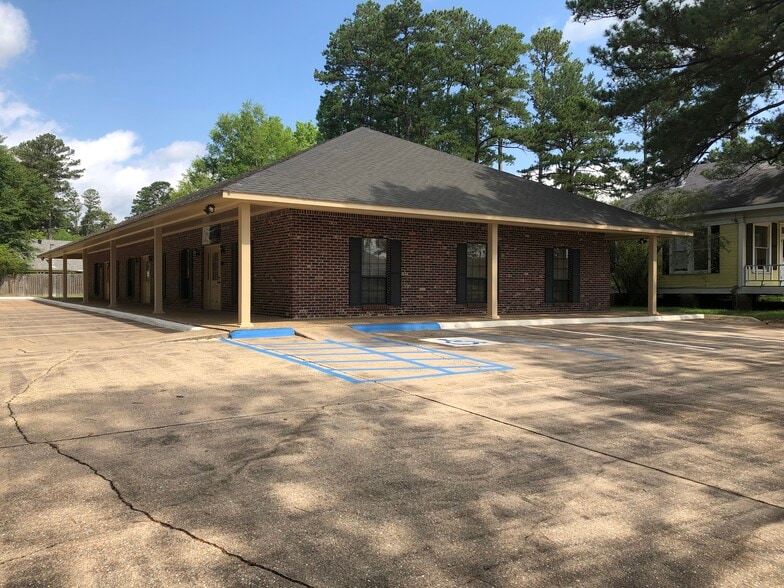 9140 Newcastle Dr, Shreveport, LA à louer - Photo de l’immeuble – Image 3 sur 4