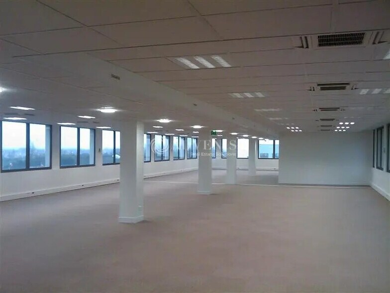 Bureau dans Rungis à louer - Photo de l’immeuble – Image 3 sur 6