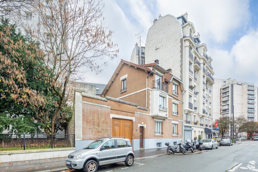 33 Rue De La Fontaine À Mulard, Paris à louer - Photo de l’immeuble – Image 2 sur 2