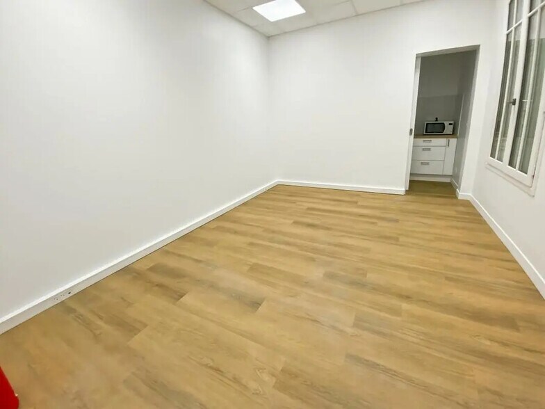 Bureau dans Paris à louer - Photo de l’immeuble – Image 2 sur 6