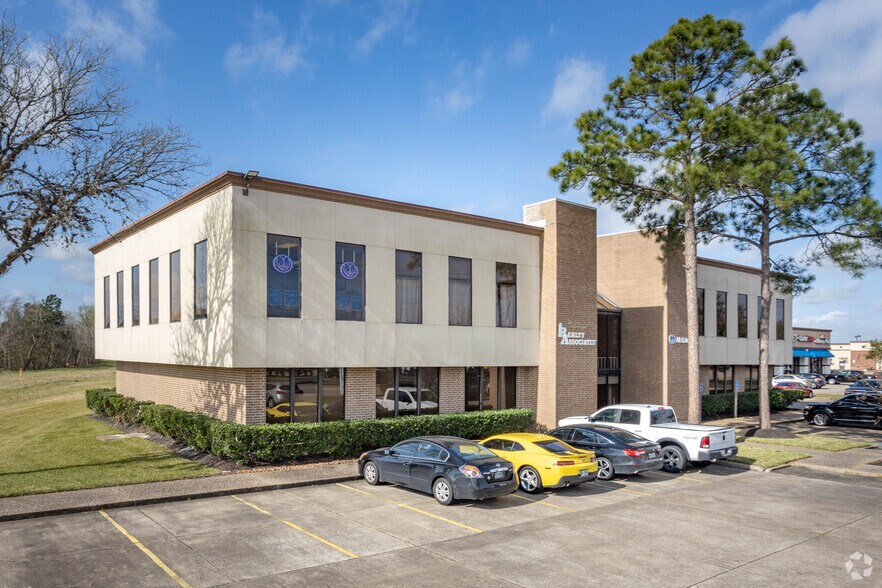 1506 E Broadway St, Pearland, TX à louer - Photo de l’immeuble – Image 1 sur 5