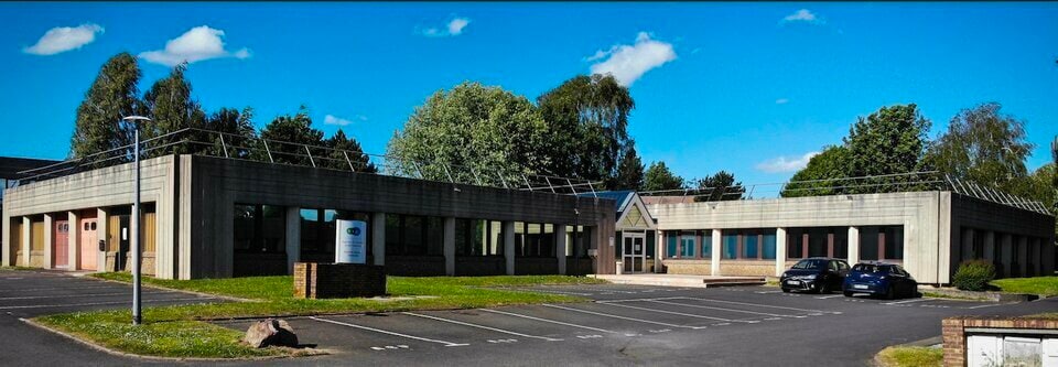 Bureau dans Caen à louer - Photo de l’immeuble – Image 1 sur 12