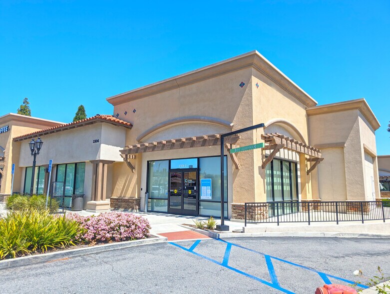 2306 Las Posas Rd, Camarillo, CA à louer - Photo de l’immeuble – Image 2 sur 11