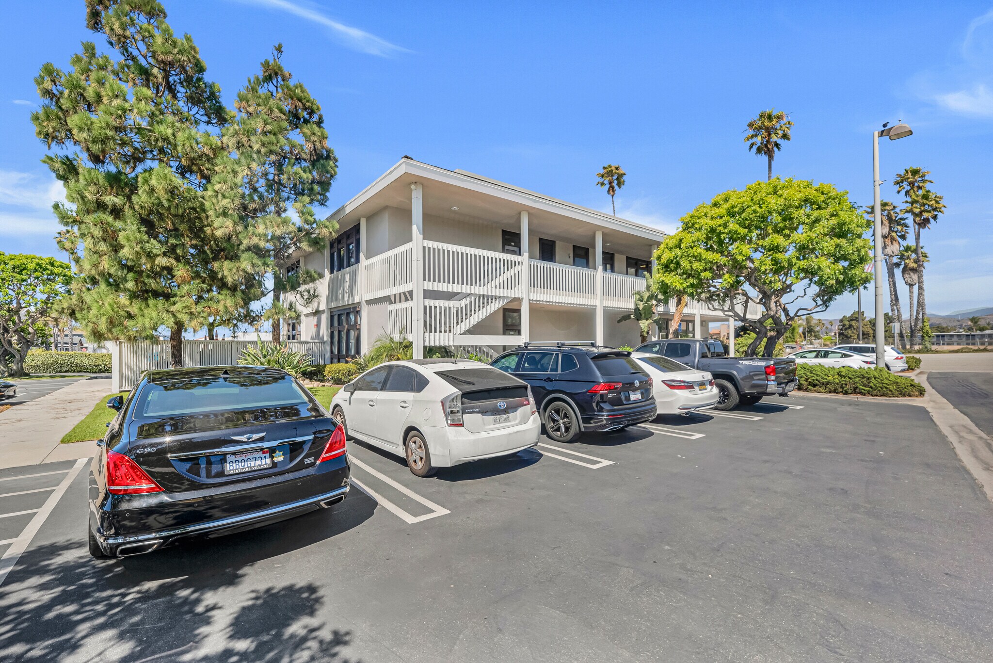 996-1000 S Seaward Ave, Ventura, CA à louer Photo de l’immeuble– Image 1 sur 5