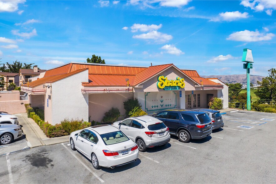 2010 Rollingwood Dr, San Bruno, CA à vendre - Photo de l’immeuble – Image 2 sur 6