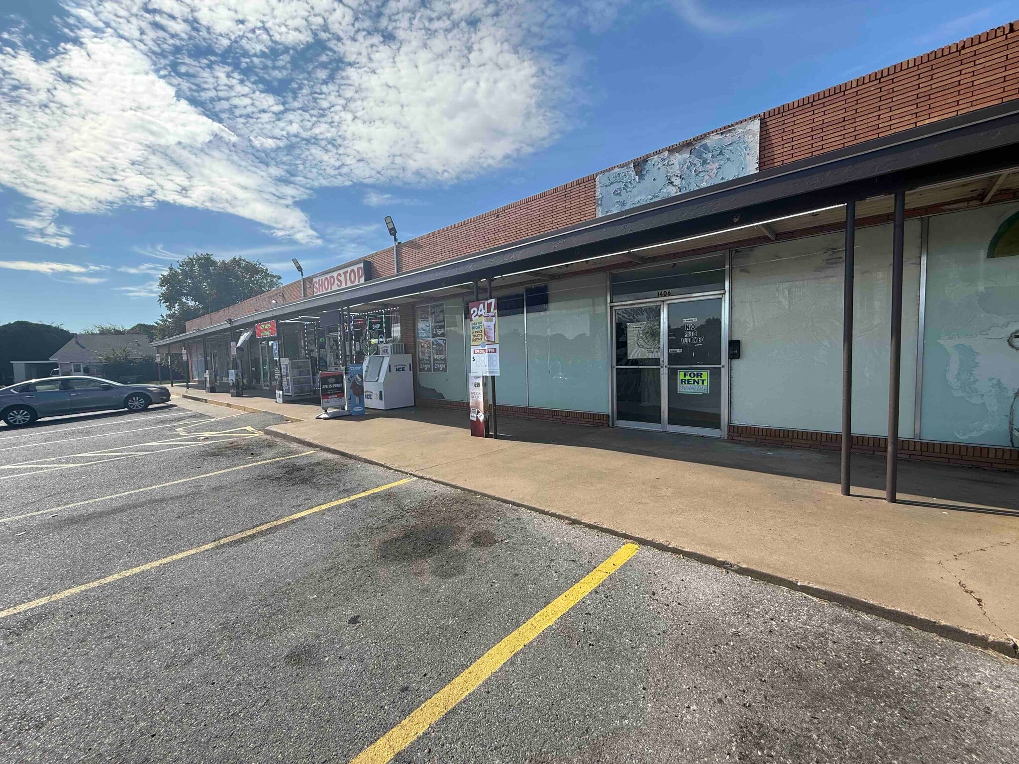 1400-1412 Beverly Dr, Wichita Falls, TX à louer Photo intérieure– Image 1 sur 11