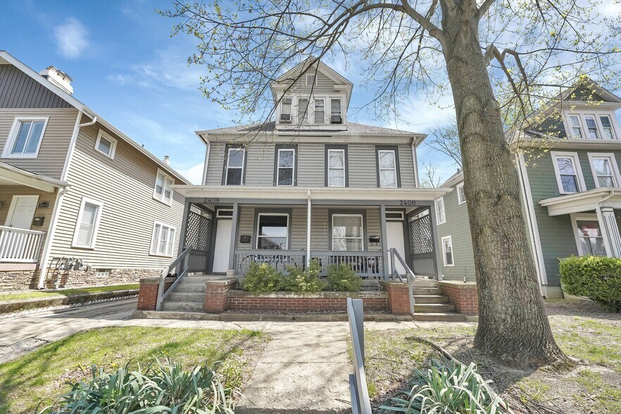 2406-2408 Indianola Ave, Columbus, OH à vendre - Photo de l’immeuble – Image 2 sur 45