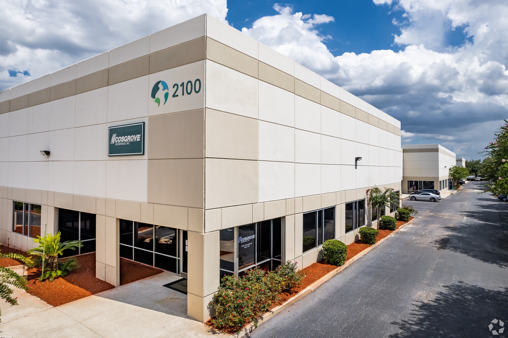2100 Consulate Dr, Orlando, FL à louer Photo principale– Image 1 sur 7