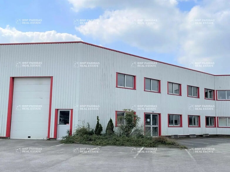 Bureau dans Saint-Jean-le-Blanc à louer - Photo de l’immeuble – Image 1 sur 12