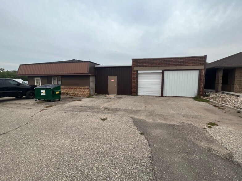 603 Cornell Ave, Big Stone City, SD à vendre - Photo de l’immeuble – Image 2 sur 6