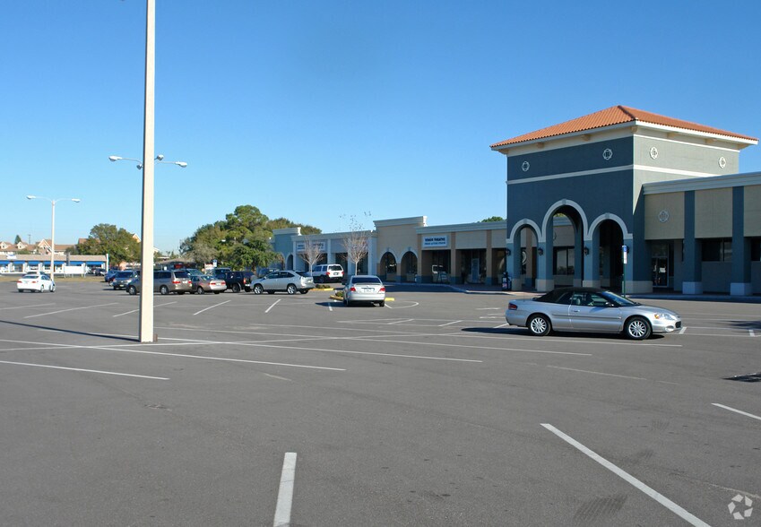 8999-9121 U.S. Highway 19 N, Pinellas Park, FL à louer - Photo de l’immeuble – Image 2 sur 8