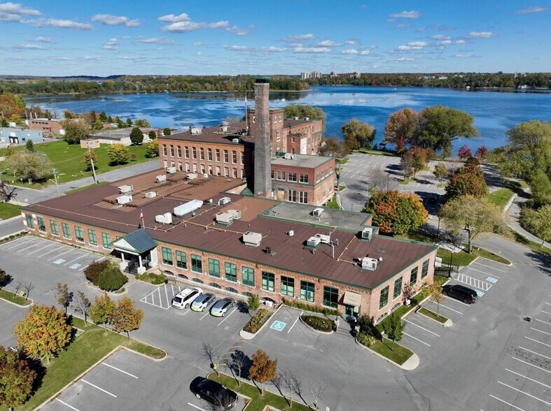 6 Cataraqui St, Kingston, ON à louer - Photo de l’immeuble – Image 2 sur 11