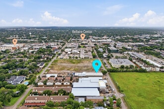 6517 Mapleridge St, Houston, TX à louer Aérien– Image 2 sur 20