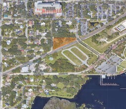 W Clay St & S Vernon Ave, Kissimmee, FL - Vue aérienne  vue de carte - Image1