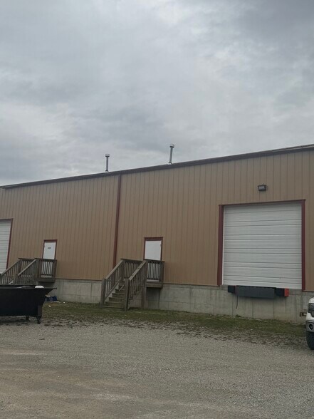 6335 MIDLAND INDUSTRIAL Dr, Shelbyville, KY à louer - Photo de l’immeuble – Image 3 sur 3