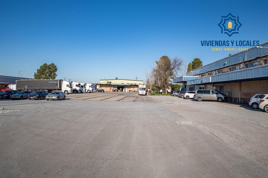 Industriel/Logistique dans Granada à vendre - Photo de l’immeuble – Image 1 sur 41