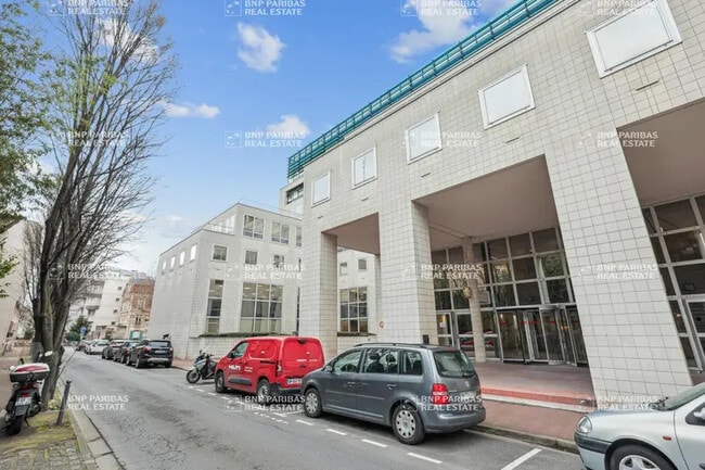 Plus de détails pour 2 Rue Maurice Hartmann, Issy-les-Moulineaux - Bureau à louer