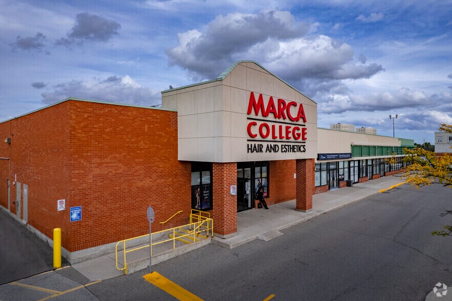 366-374 Main St N, Brampton, ON à louer - Photo principale – Image 2 sur 2