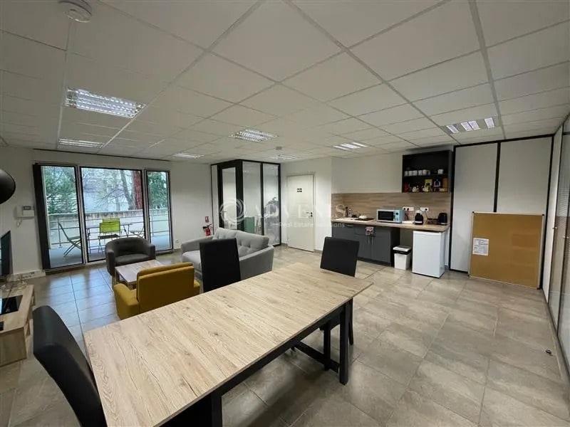 Bureau dans Orléans à vendre Photo de l’immeuble– Image 1 sur 13