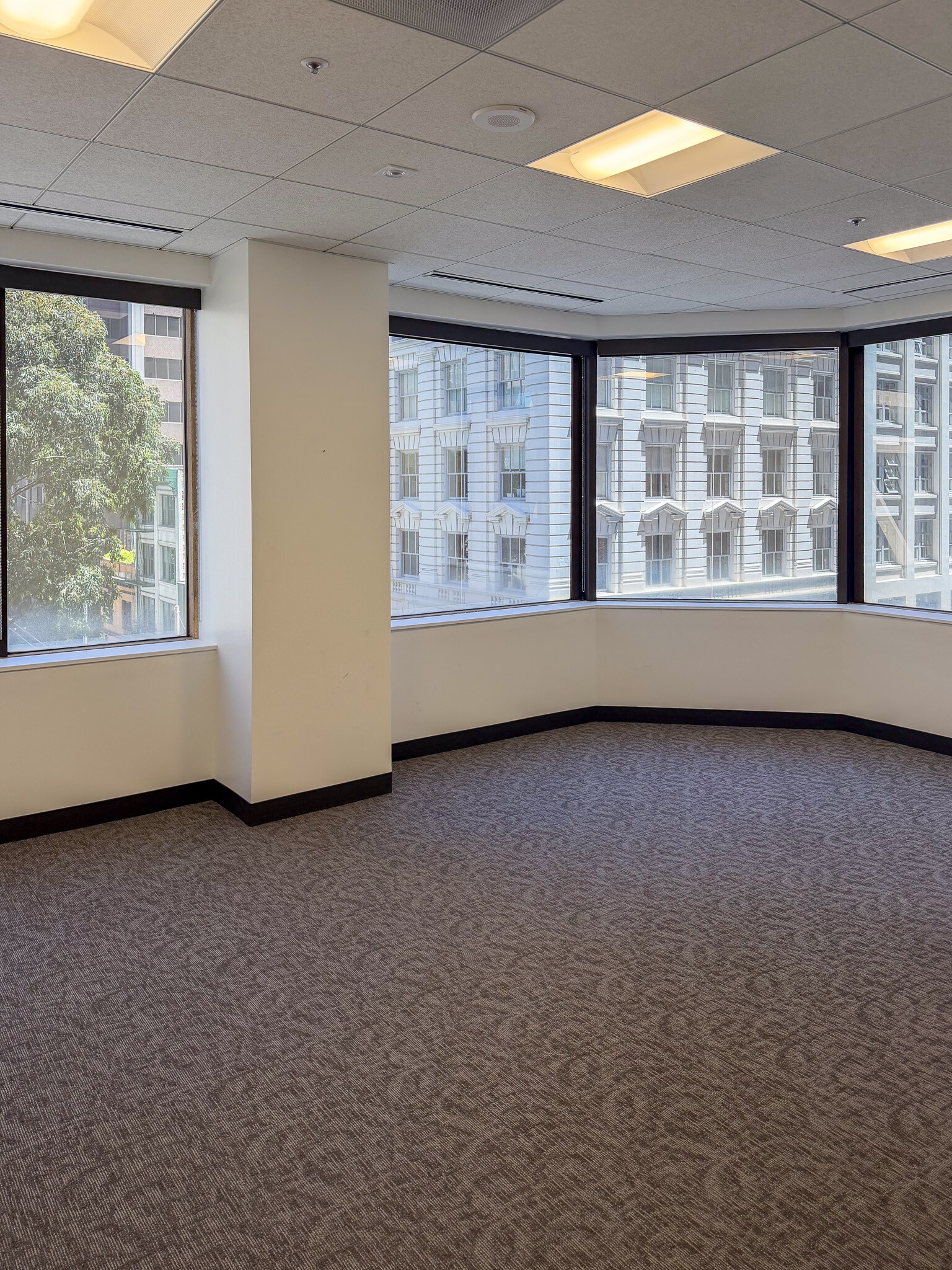 601 Montgomery St, San Francisco, CA à louer Photo intérieure– Image 1 sur 5