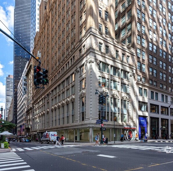 295 Madison Ave, New York, NY à vendre - Photo de l’immeuble – Image 3 sur 4