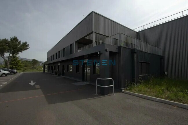 Plus de détails pour Bureau à louer