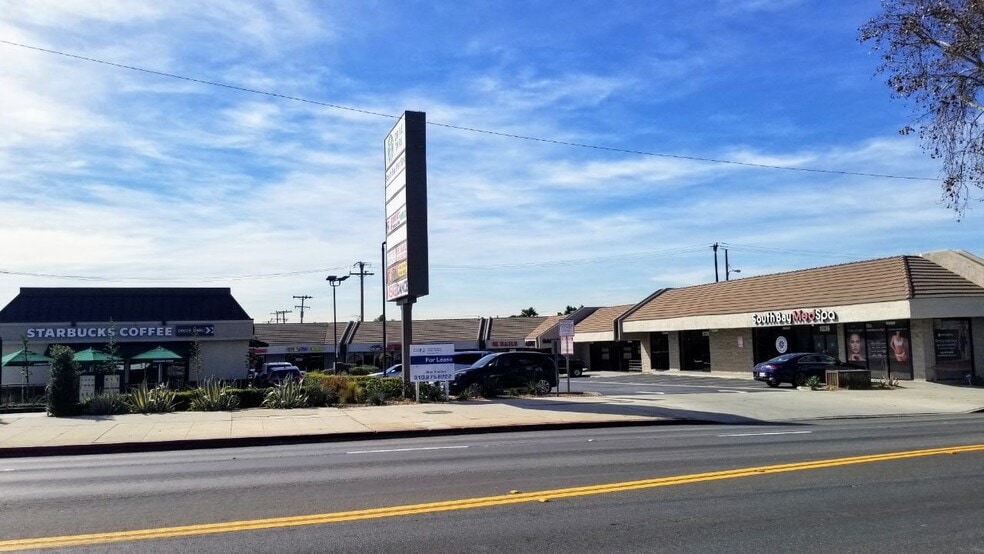 11236-11270 Whittier Blvd, Los Angeles, CA à louer - Photo de l’immeuble – Image 2 sur 12