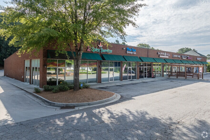 960 Pleasant Hill Rd, Lawrenceville, GA à louer - Photo de l’immeuble – Image 2 sur 11