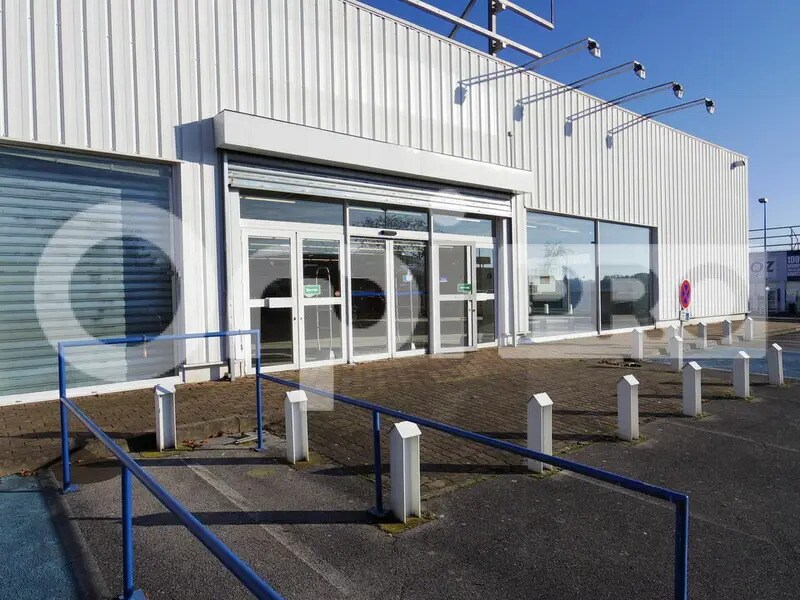 Local commercial dans Soissons à louer Photo de l’immeuble– Image 1 sur 6