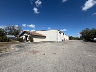 Plus de détails pour 15865 Brothers Ct, Fort Myers, FL - Industriel/Logistique à louer