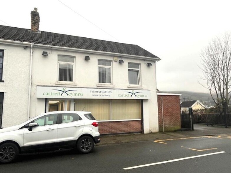 284 Brithweunydd Rd, Tonypandy à louer - Photo de l’immeuble – Image 3 sur 21