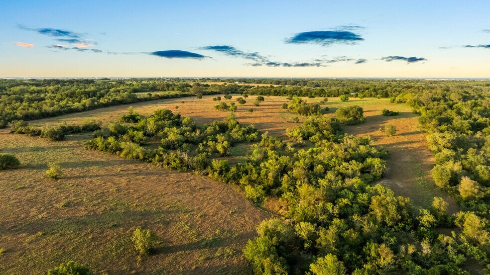 3575 Westwood rd, Lockhart, TX à vendre - Photo de l’immeuble – Image 3 sur 33