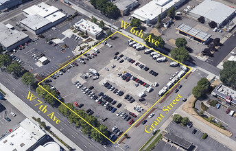 W 6th Ave & W 7th Ave at Grant Street, Eugene, OR - VUE AÉRIENNE  vue de carte - Image1