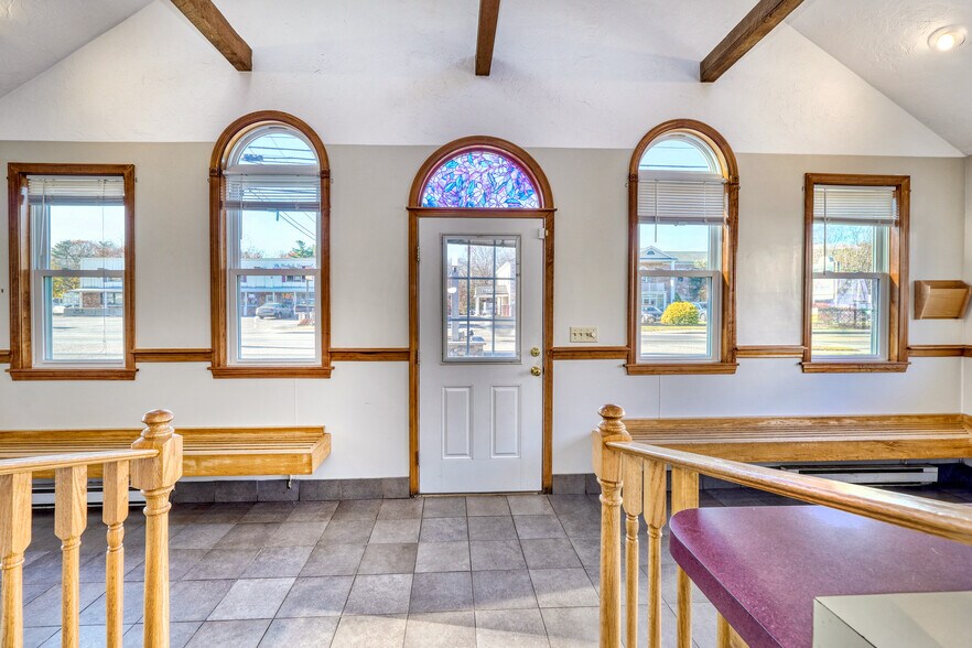 1342 Main St, Walpole, MA à vendre - Photo intérieure – Image 3 sur 29