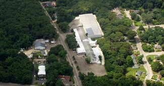 Plus de détails pour 680 Elton St, Riverhead, NY - Local d'activités, Industriel/Logistique à louer