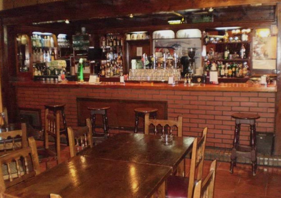 Local commercial dans Torrejón de Ardoz, Madrid à vendre Photo principale– Image 1 sur 2