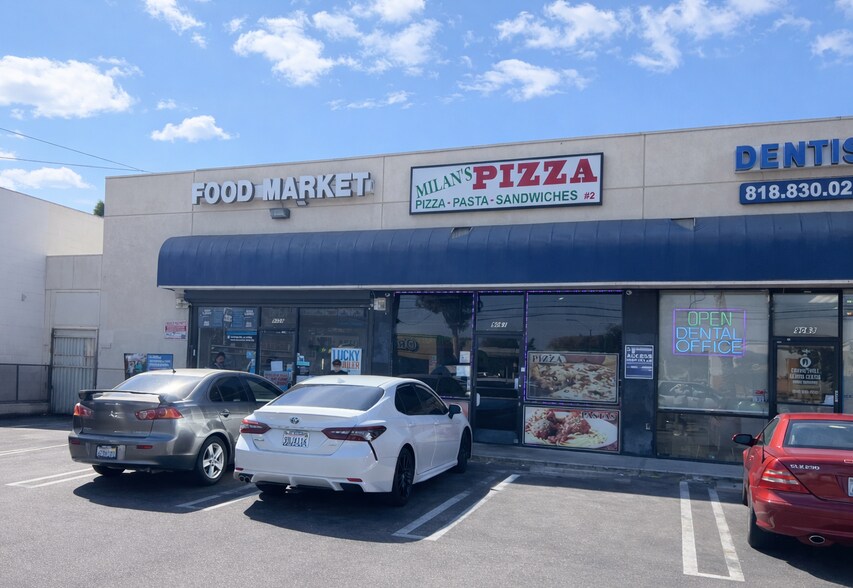 9075 Van Nuys Blvd, Panorama City, CA à louer - Photo de l’immeuble – Image 2 sur 7