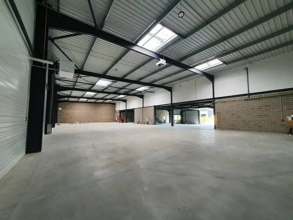 Local d'activités dans Montgeron à vendre Photo de l’immeuble– Image 1 sur 8