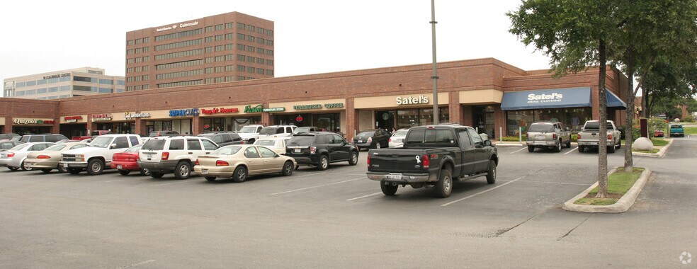 9801-9895 W Interstate 10, San Antonio, TX à louer - Photo de l’immeuble – Image 3 sur 4